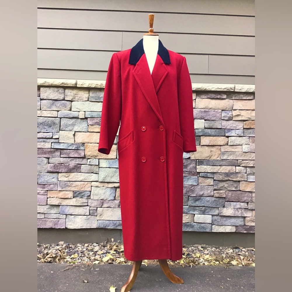 Vintage Karen wool coat midi , dark red, black  velvet collar size 12